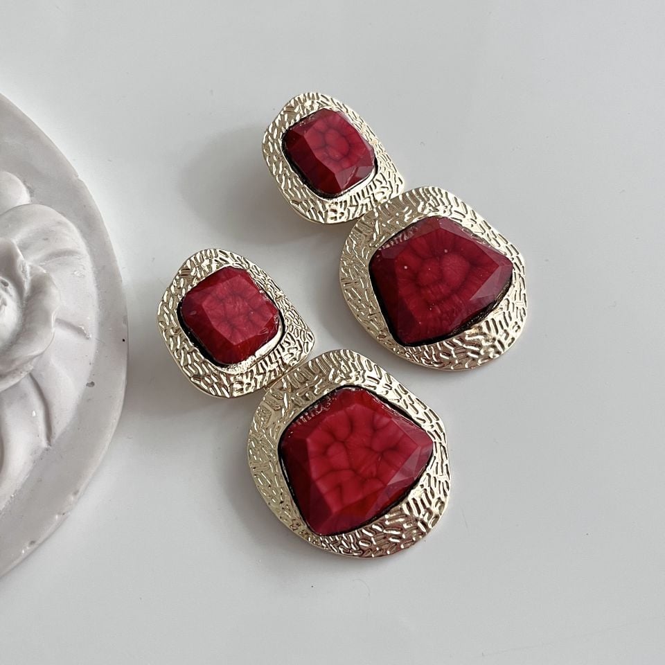 İthal Bordo Küpe
