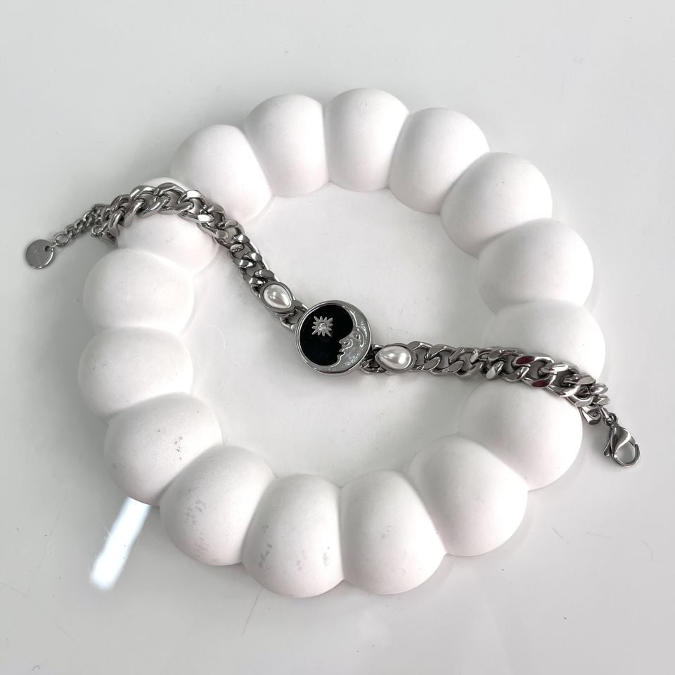 Çelik Ay Desen Bileklik