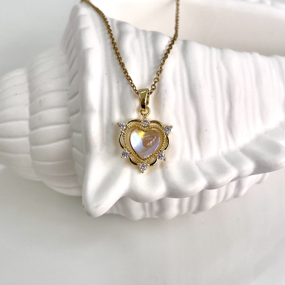 Çelik Taşlı Kalp Kolye