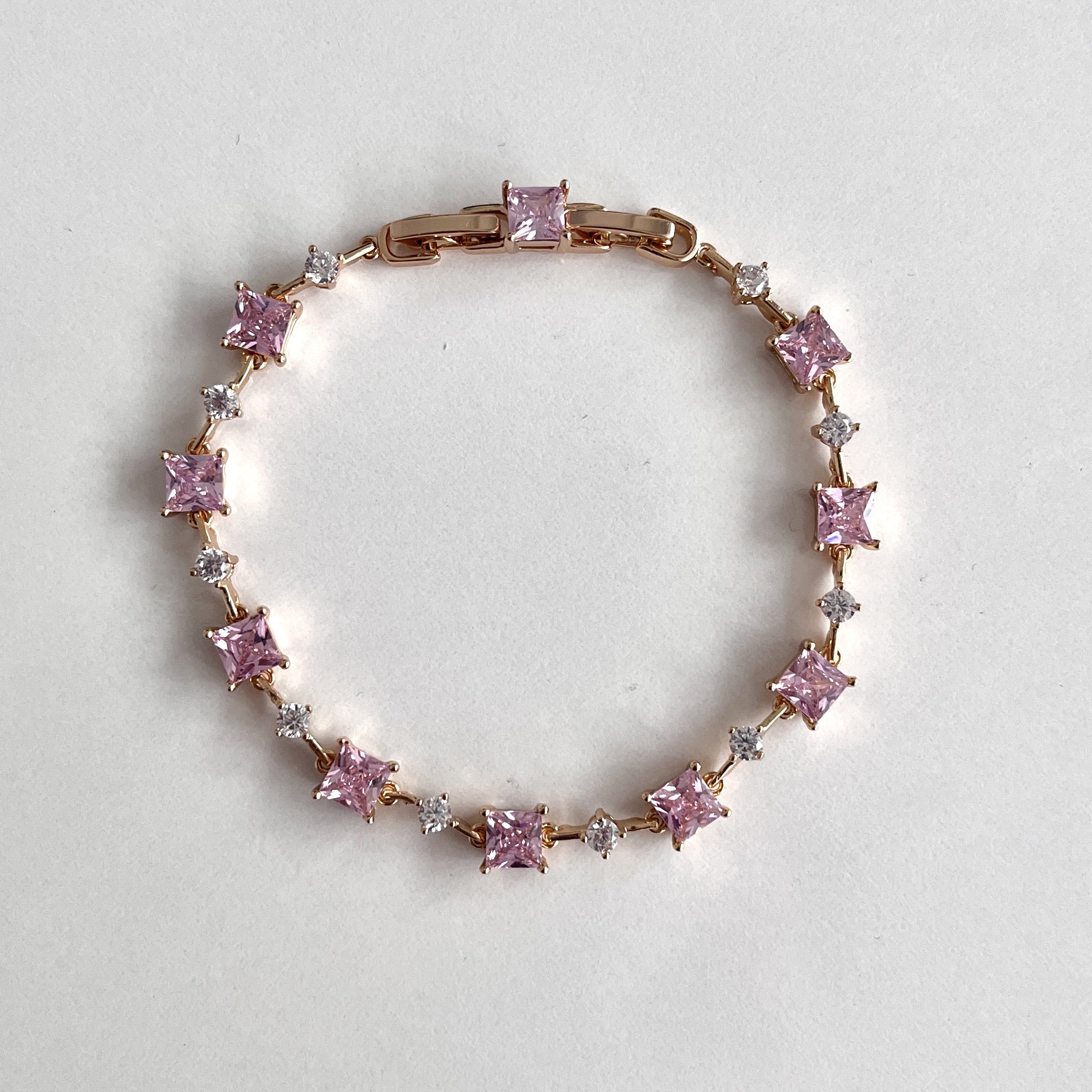 Xuping Pembe Zirkon Bileklik