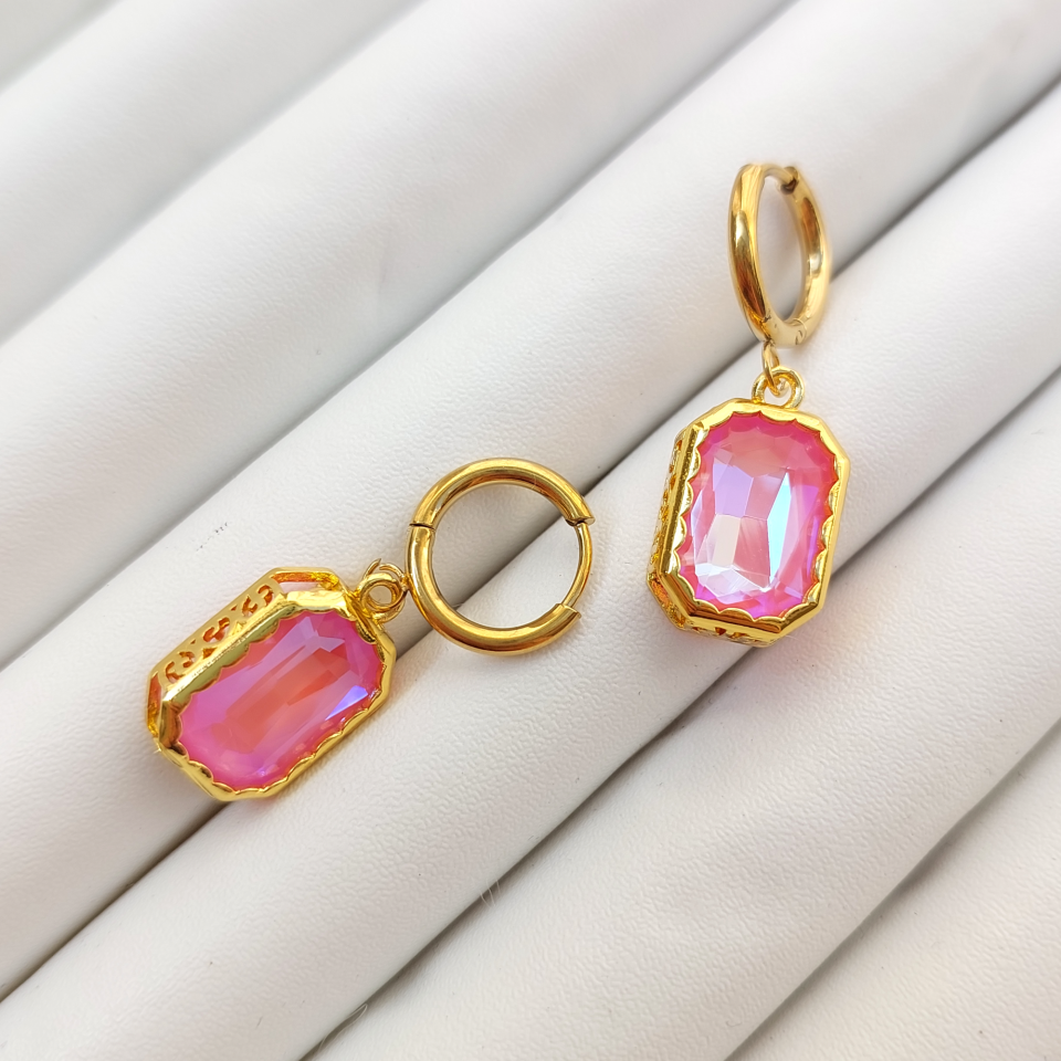 Çelik Kristal Pembe Küpe