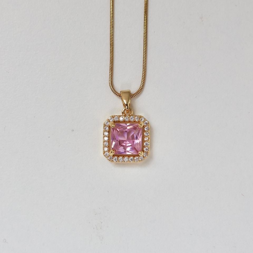 Çelik Pembe Taşlı Kolye
