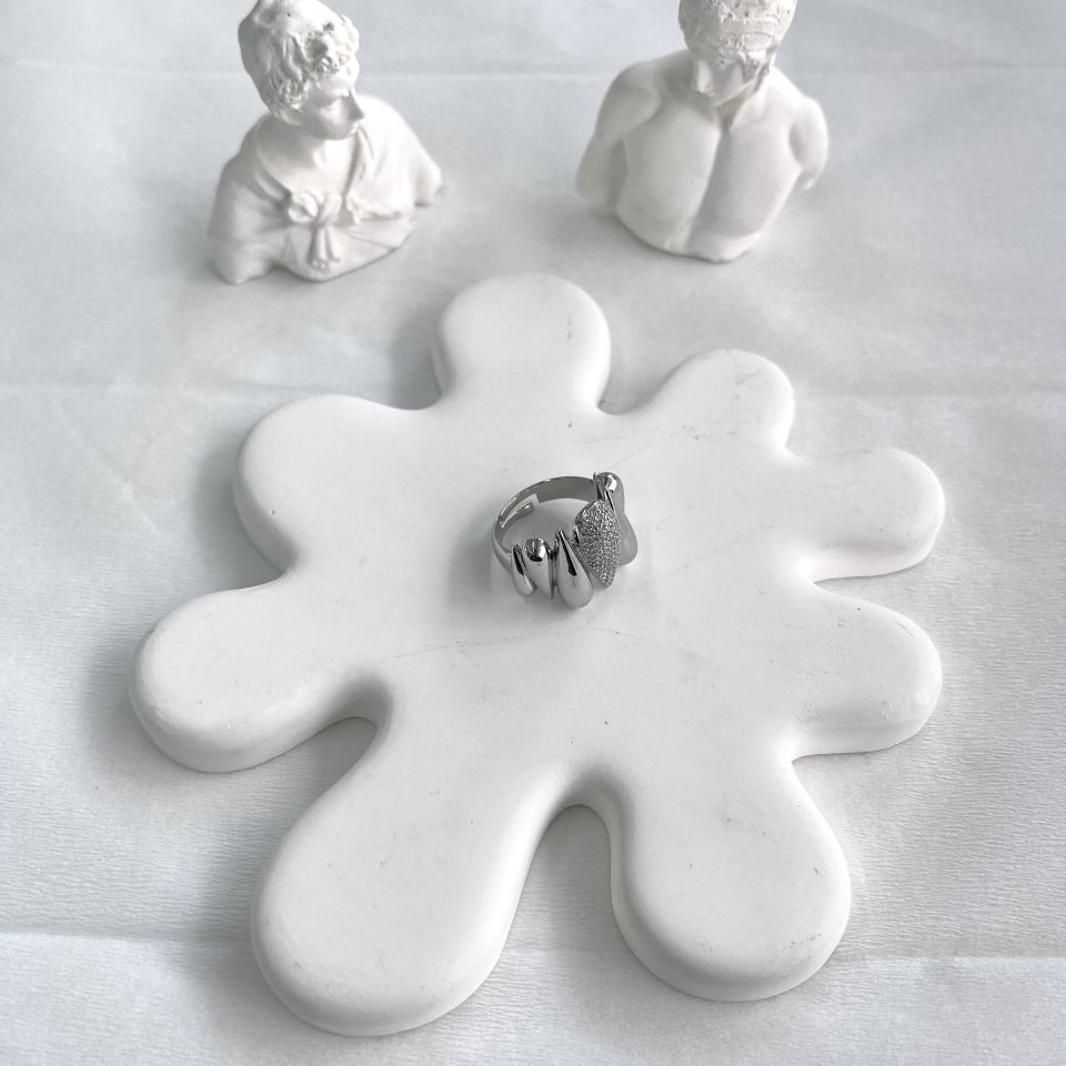 Özel Seri Taşlı Yüzük