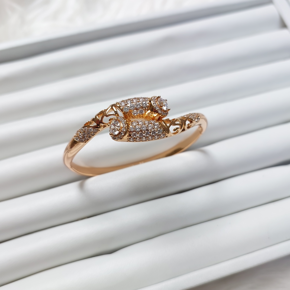 Xuping Vip Zirkon Kelepçe