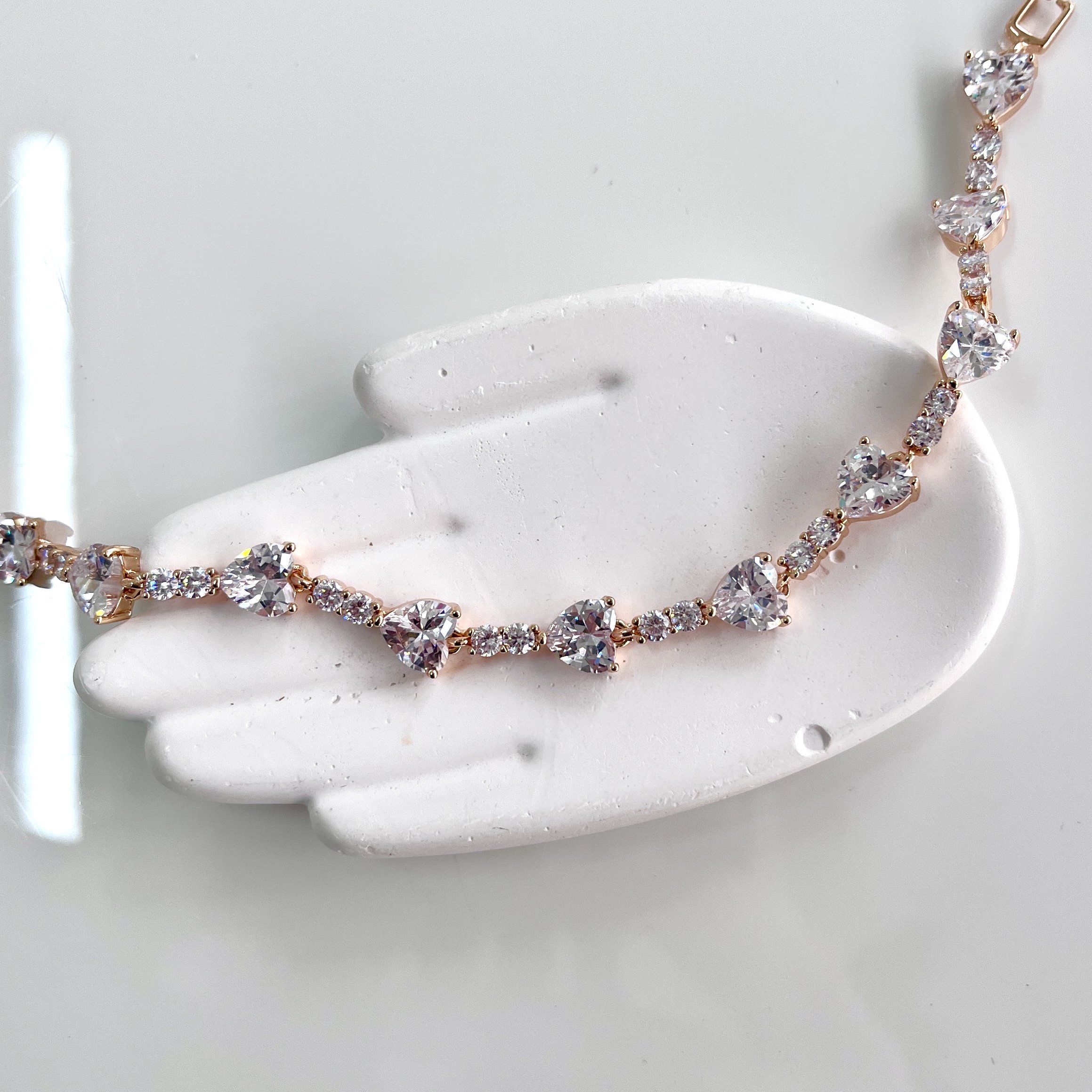 Xuping Kalpli Zirkon Taş Bileklik