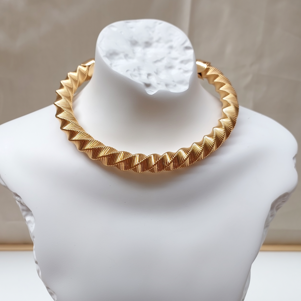 Spiral Kolye & Bileklik & Küpe Set (1)
