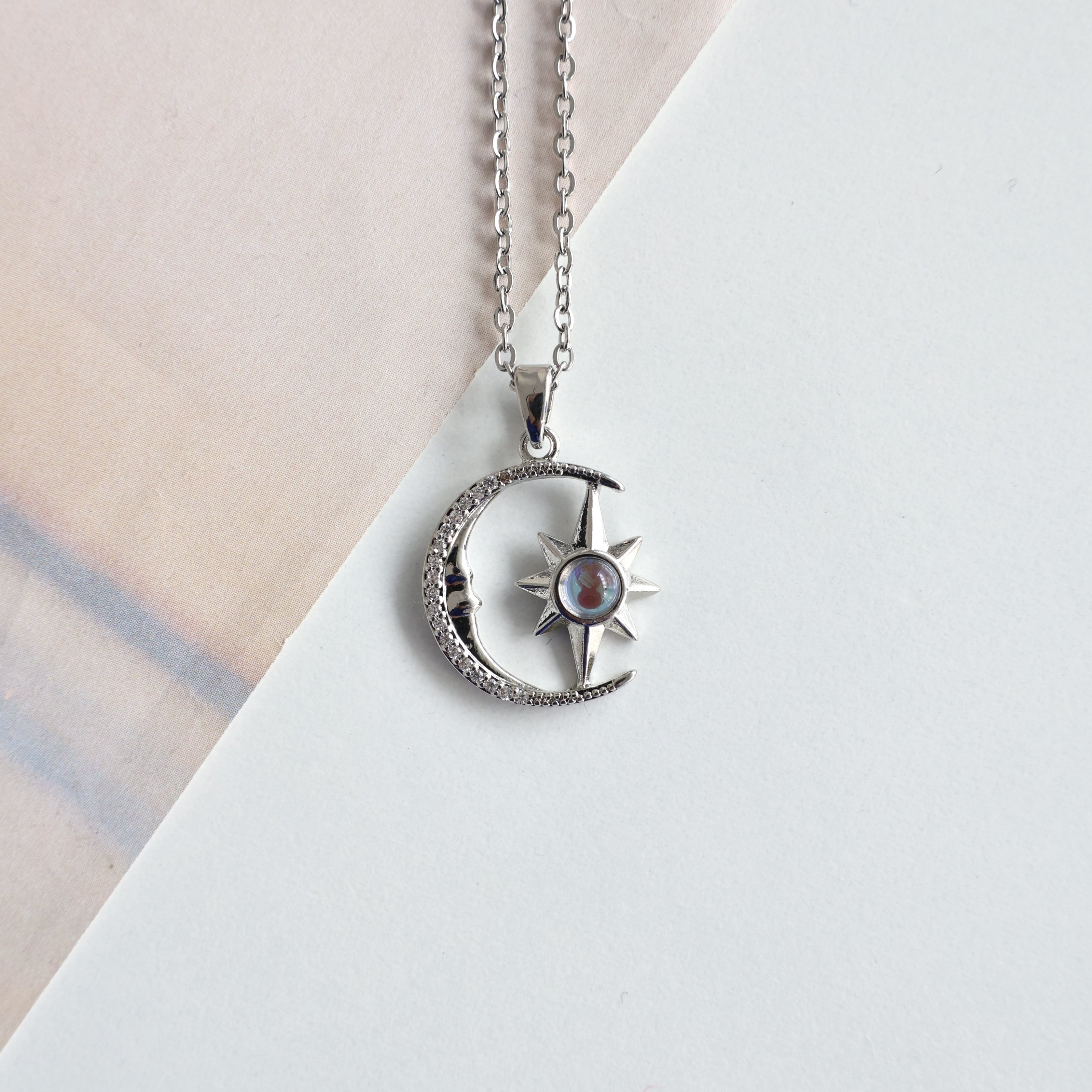 Çelik Opal Taşı Ay & Yıldız Kolye