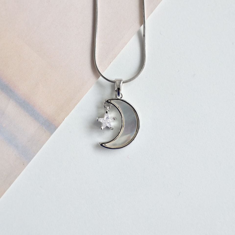 Çelik Sedef Taşı Ay & Yıldız Kolye