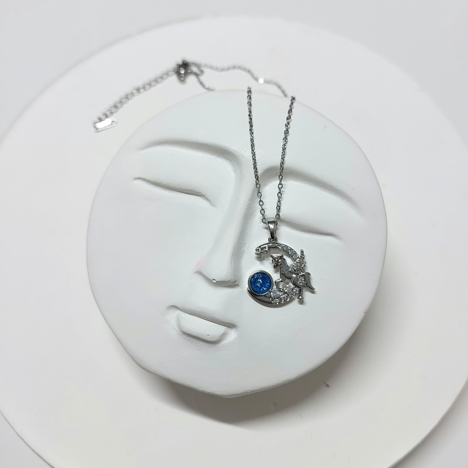 Çelik Unicorn Kolye