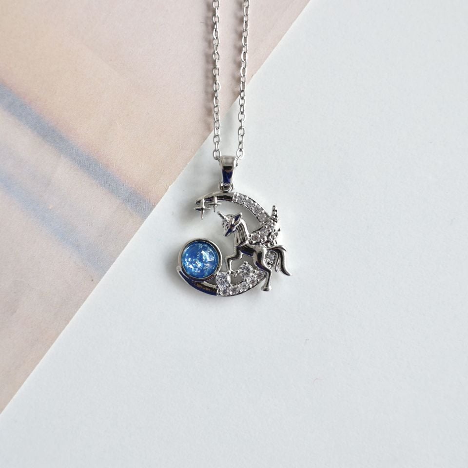 Çelik Unicorn Kolye