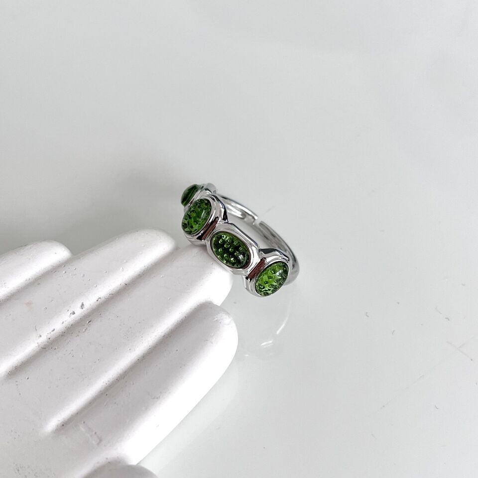 Özel Seri Yeşil Yüzük