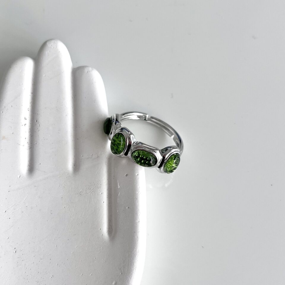 Özel Seri Yeşil Yüzük