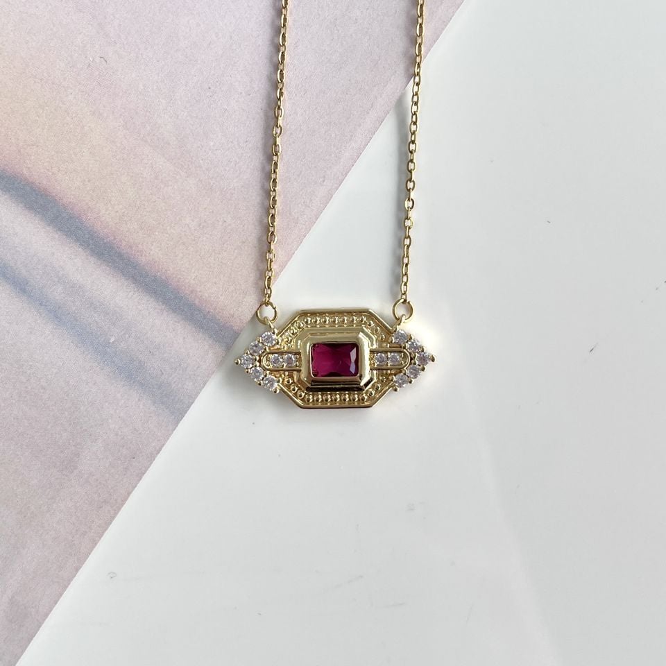 Çelik Pembe Taşlı Kolye