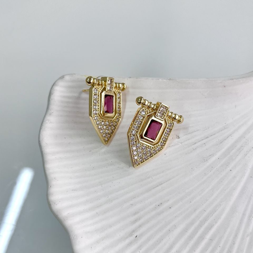 Çelik Pembe Taşlı Küpe