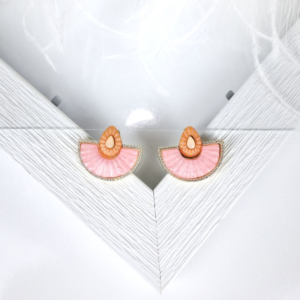 Pembe Taşlı Küpe