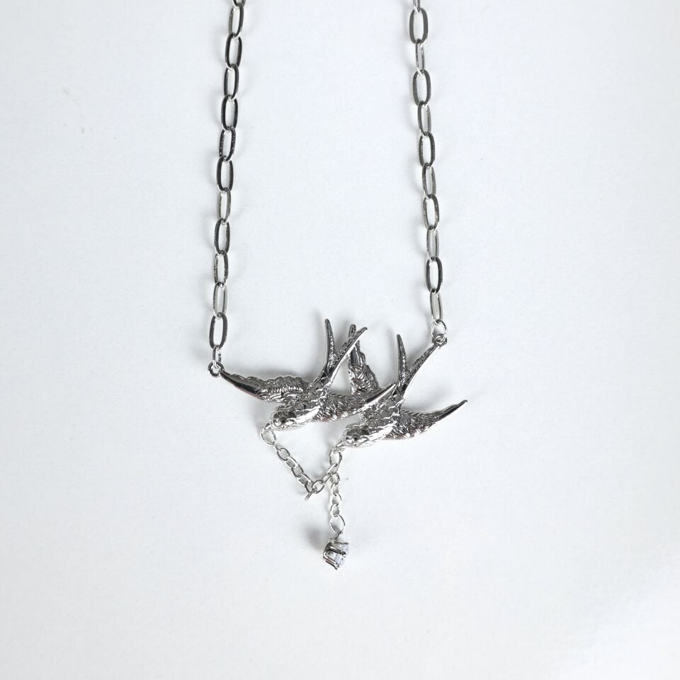 Taş Detay Kuş Kolye