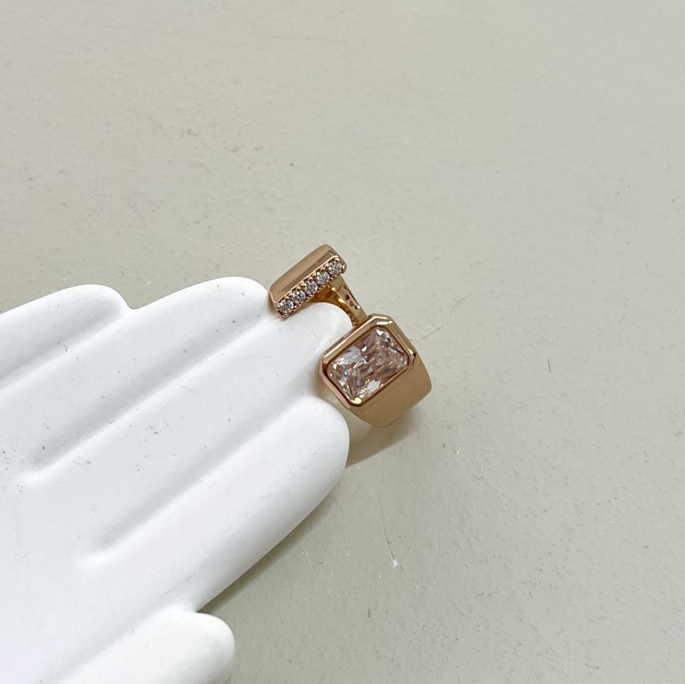 Xuping Taşlı Yüzük