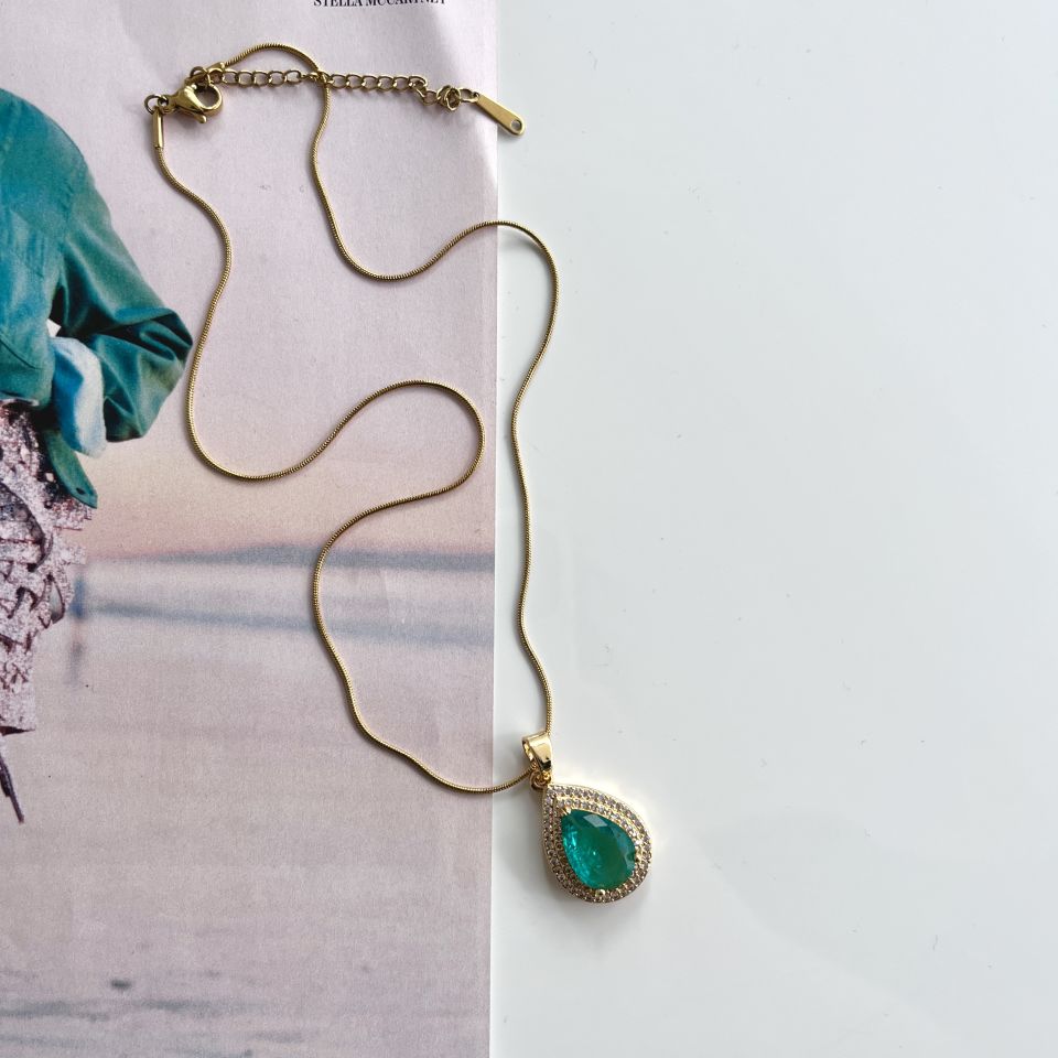 Çelik Sultan Serisi Yeşil Kolye