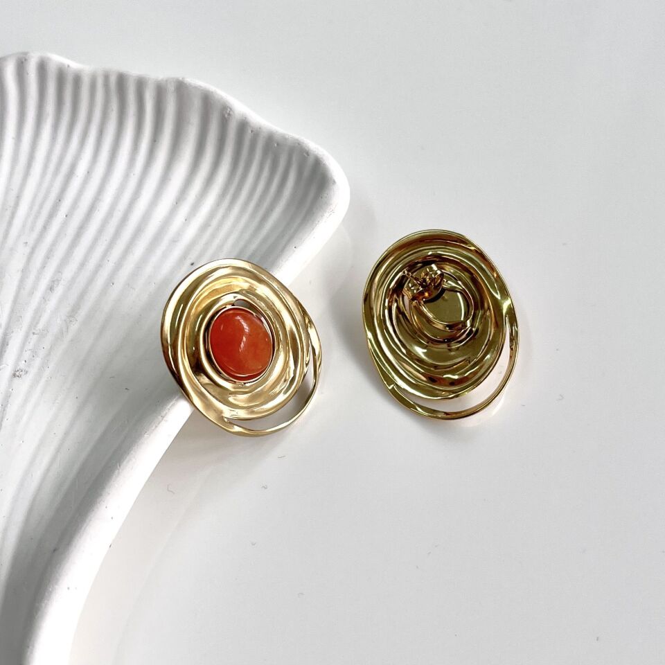 Çelik Turuncu Taşlı Küpe