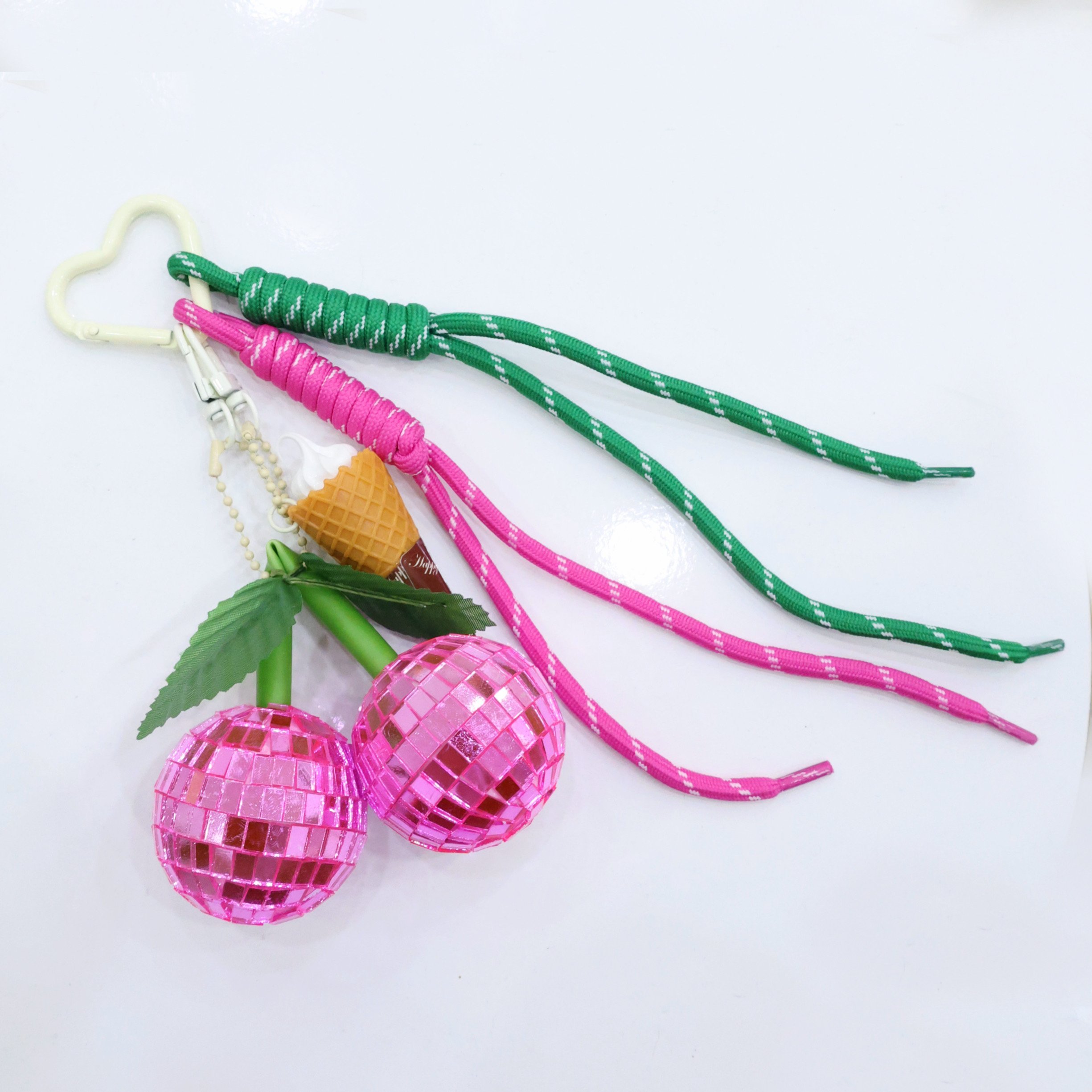 Kirazlı Çanta Aksesuarı