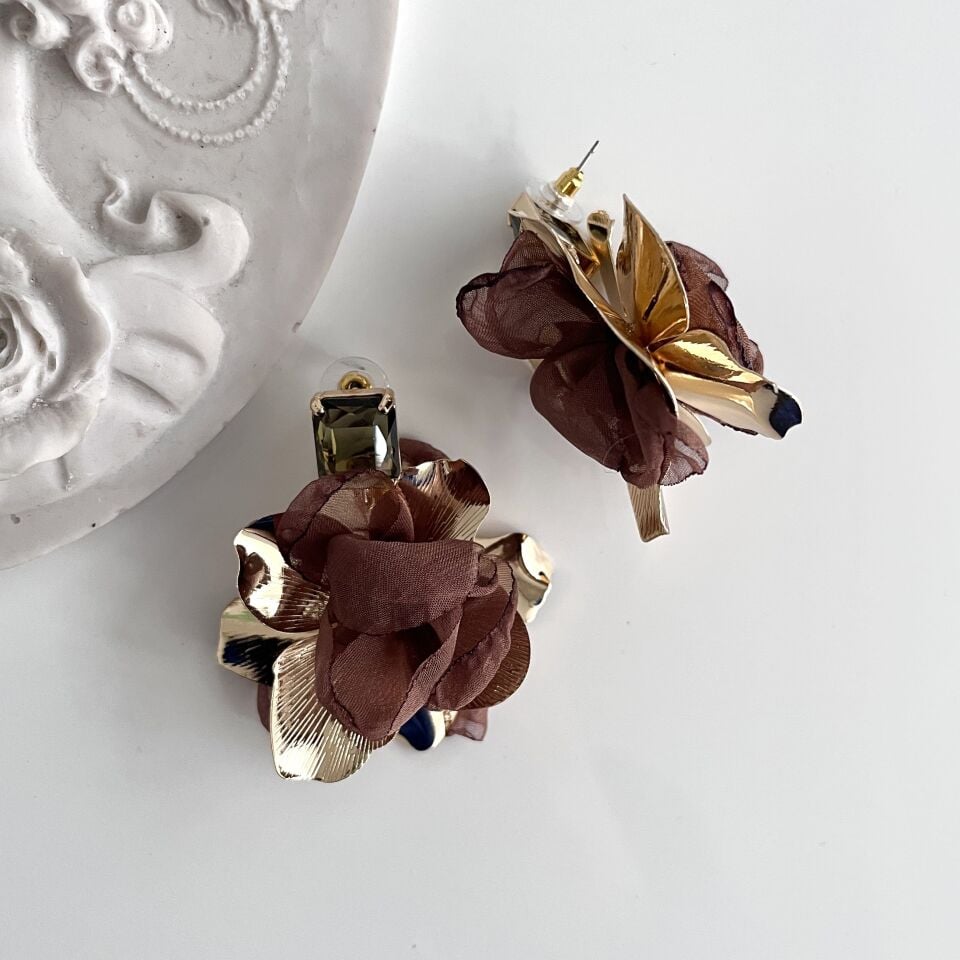 İthal Kahverengi Tüllü Çiçek Küpe