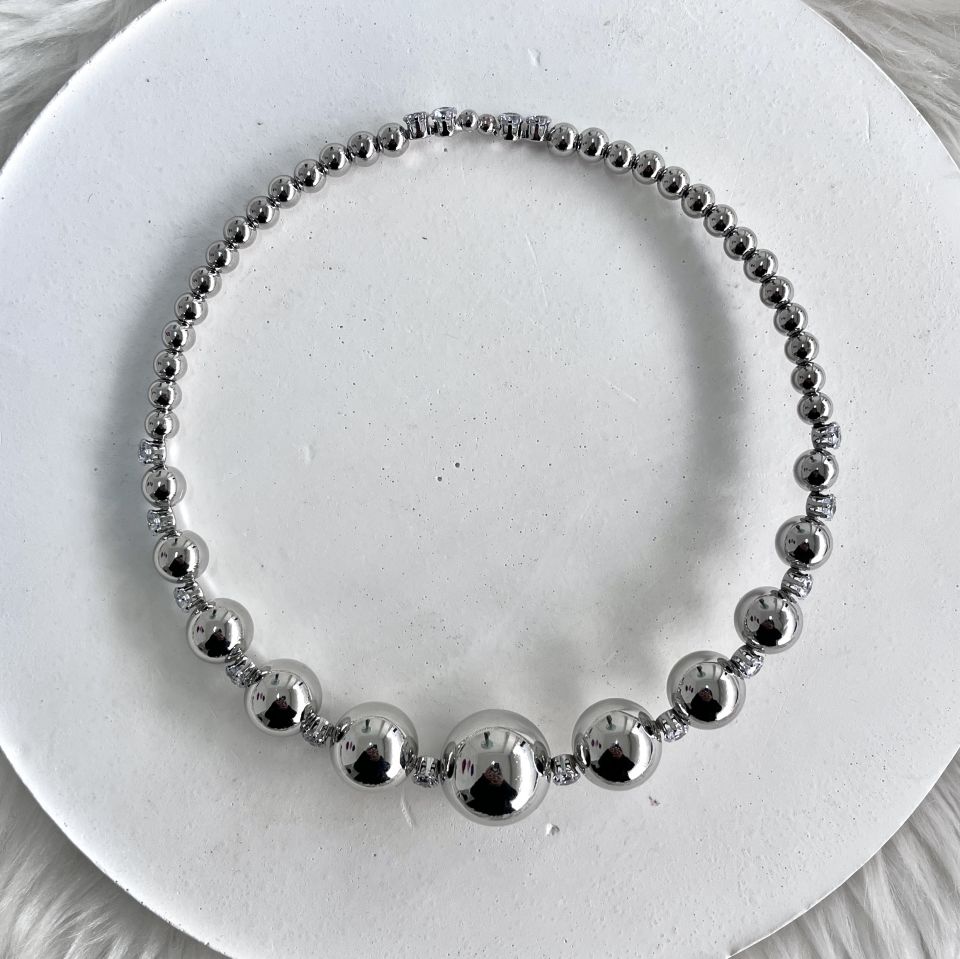 Özel Seri Topçuklu Choker Kolye